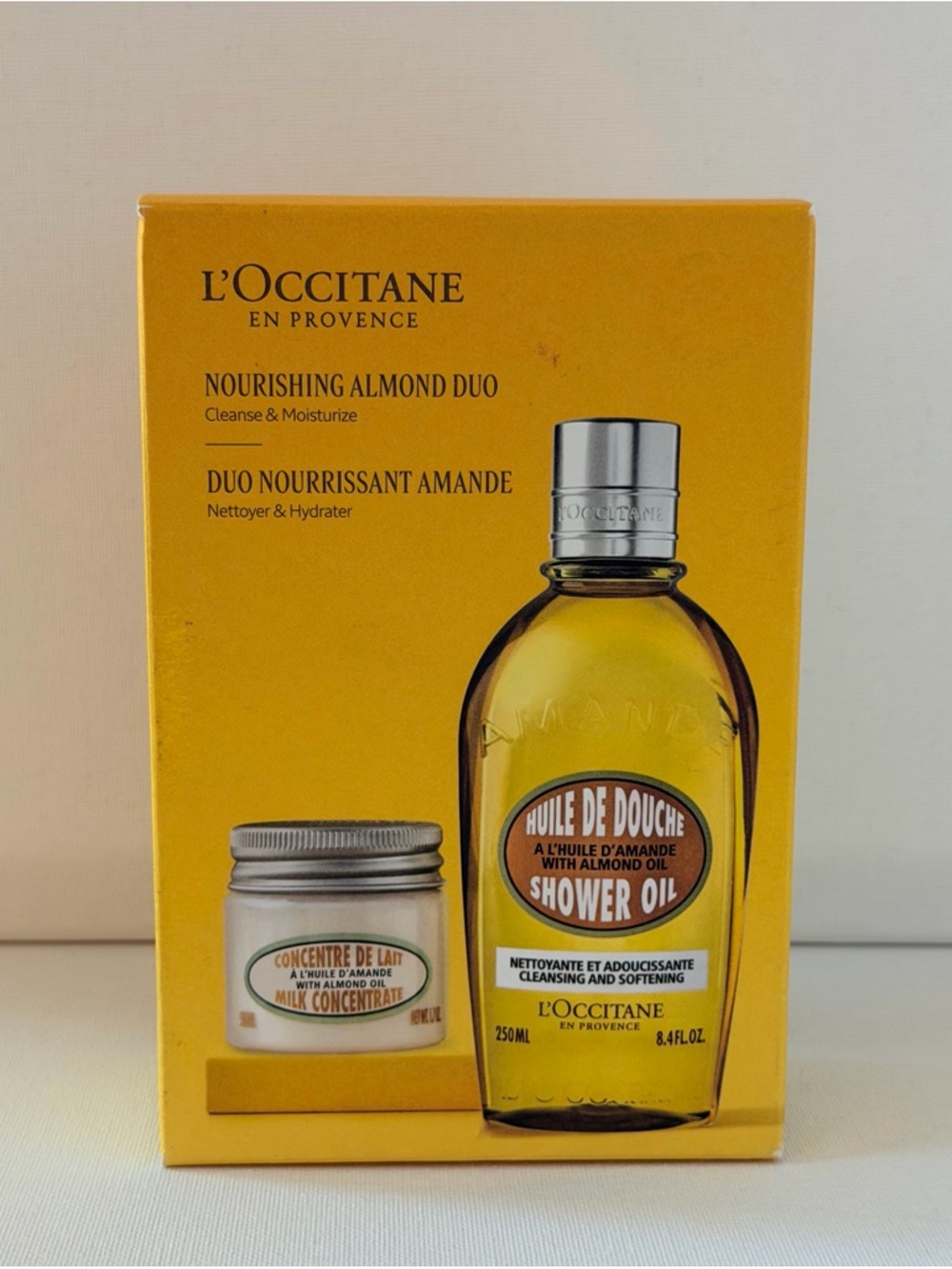 L'Occitane Nourishing Almond Duo - Shower Oil  & Milk Concentrate NIB